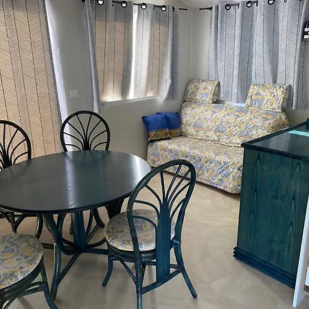 Segur 9 Campsite Saint-Raphael (Var)